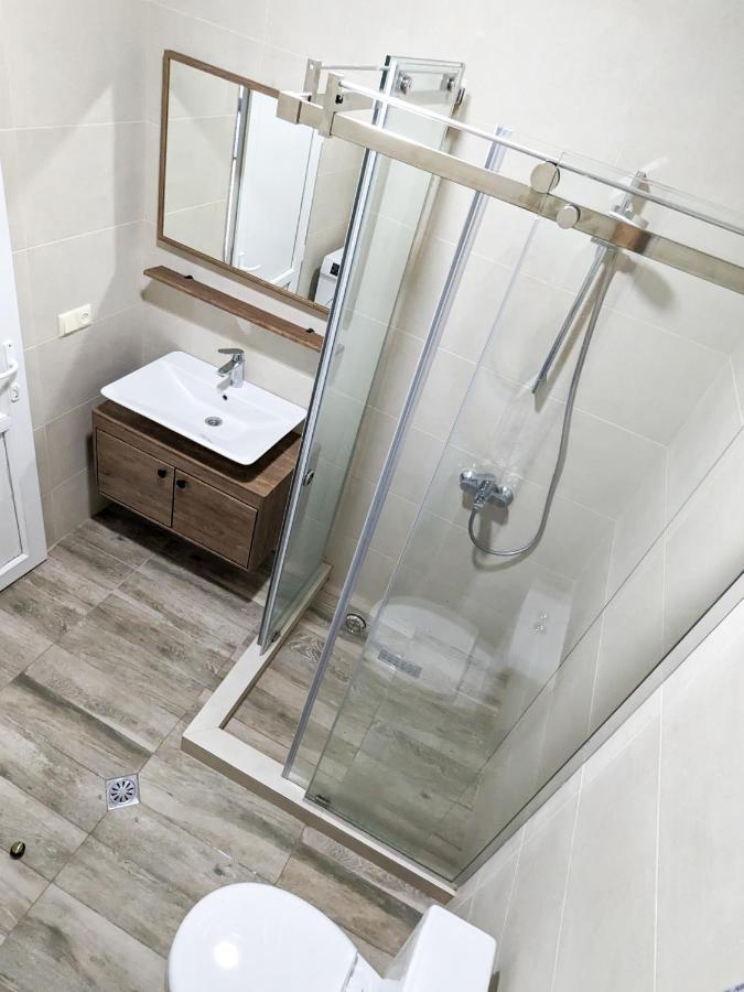 Brand New Apartment In Κουτάισι Εξωτερικό φωτογραφία