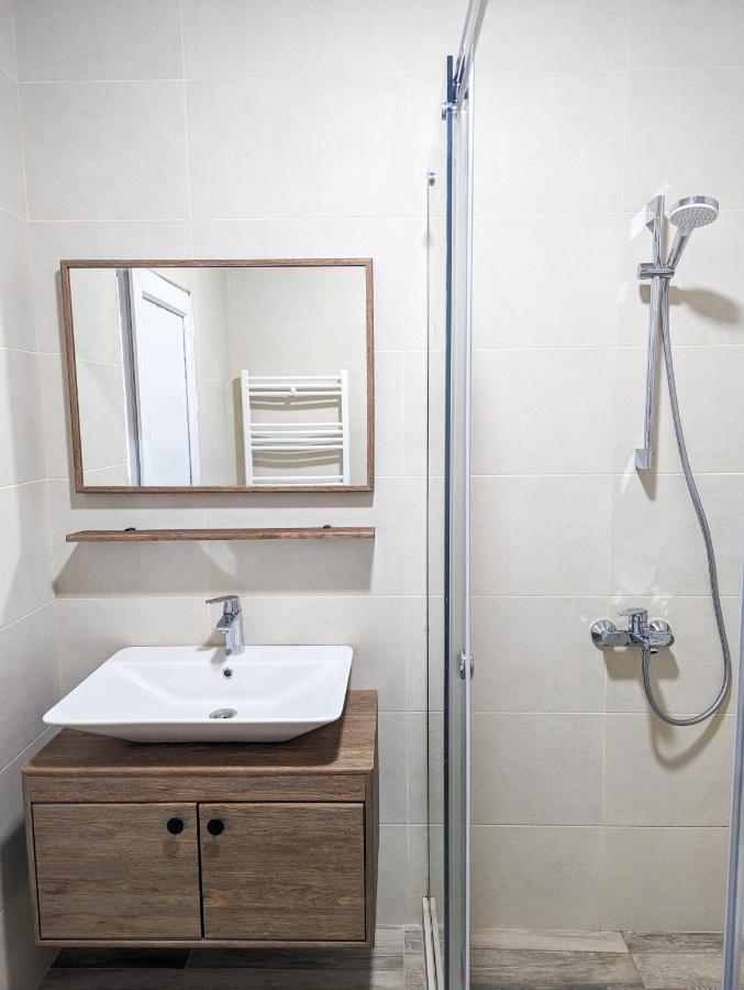 Brand New Apartment In Κουτάισι Εξωτερικό φωτογραφία