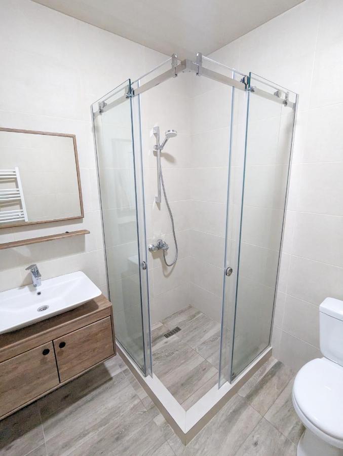 Brand New Apartment In Κουτάισι Εξωτερικό φωτογραφία